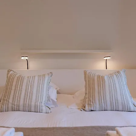 Huswell - Cozy For 4 With Parking